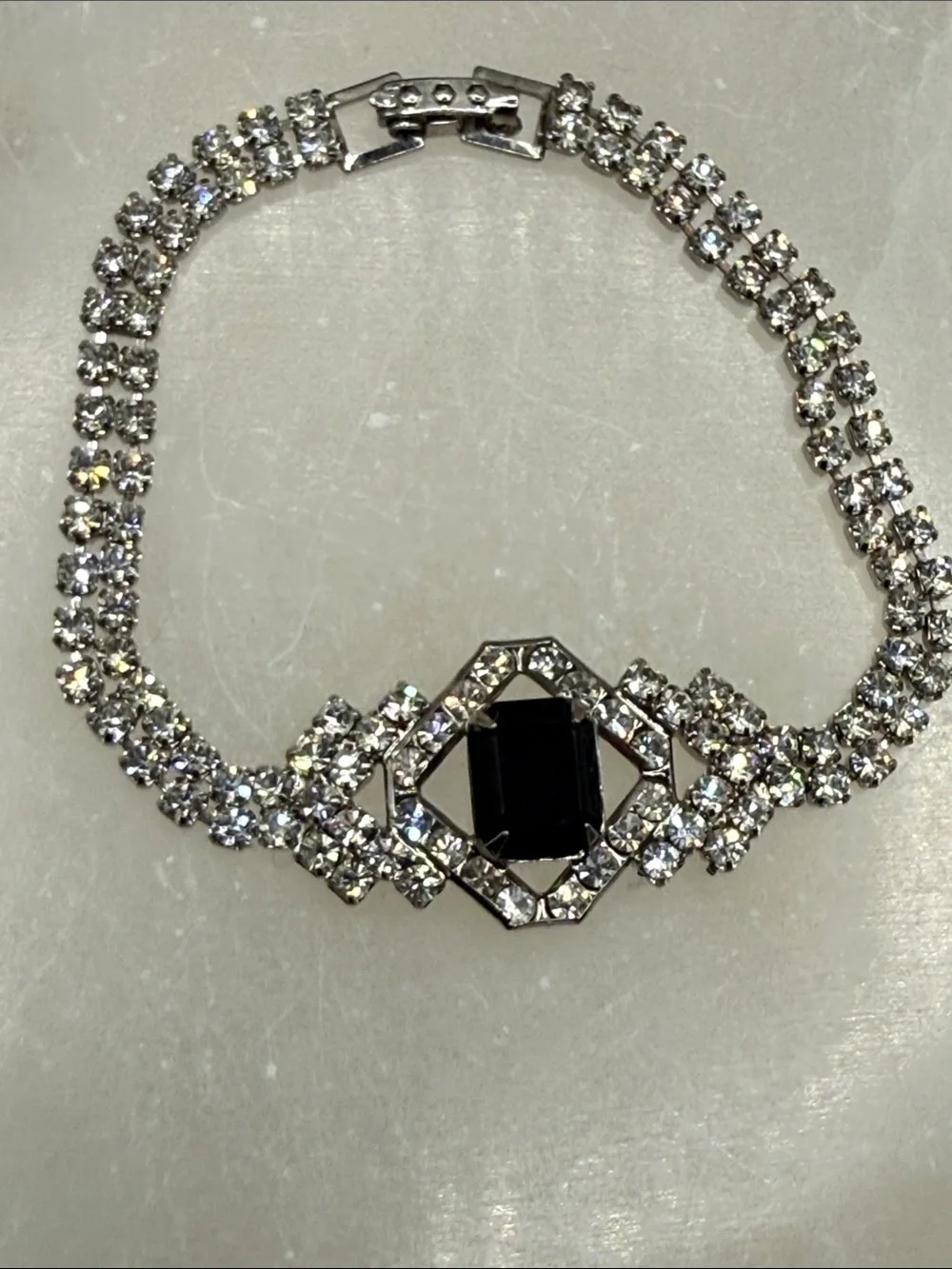 N/A elegant crystal